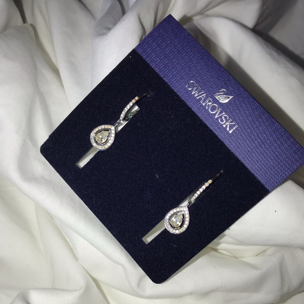 Swarovski Diamond Earings